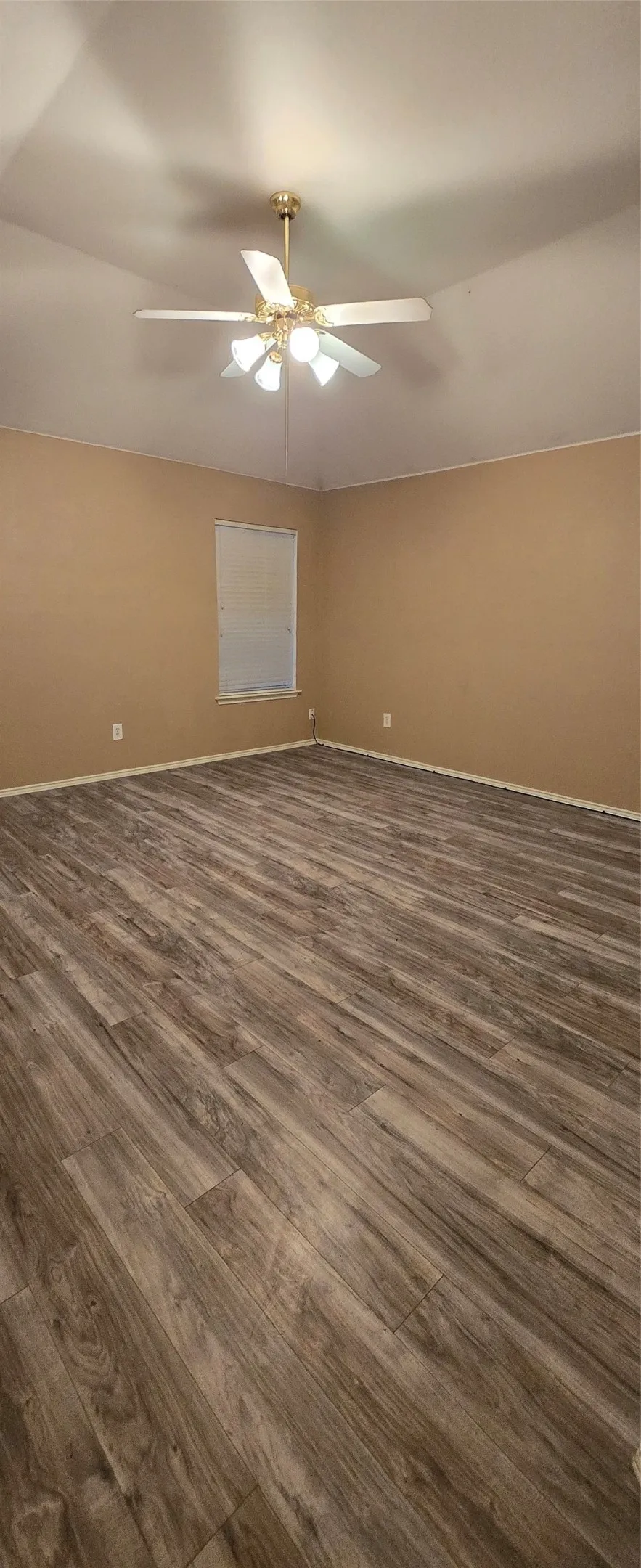1912 Chapman Drive Lancaster, TX 75134