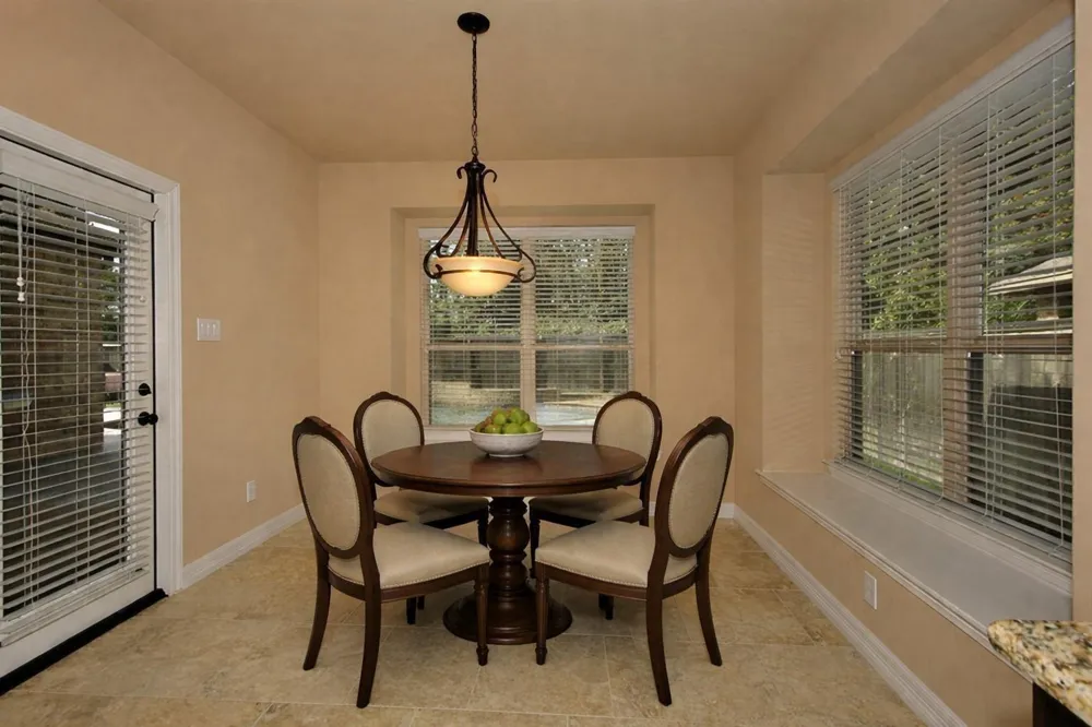 126 Hearthshire Circle The Woodlands, TX 77354