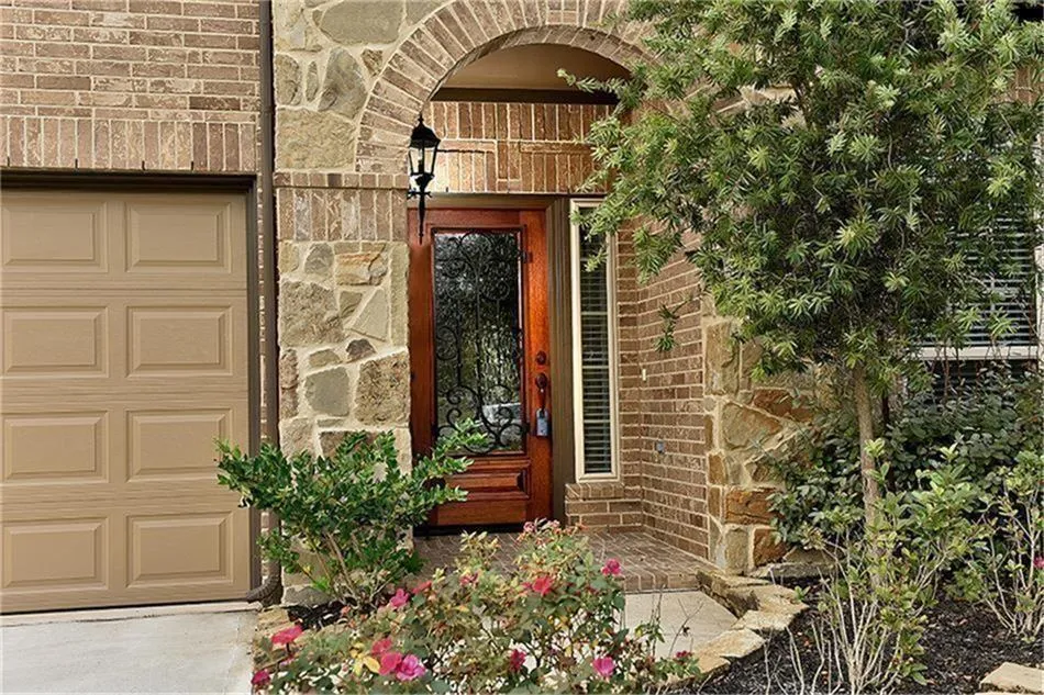 126 Hearthshire Circle The Woodlands, TX 77354