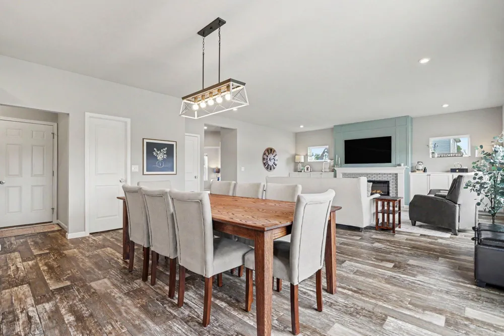 5318 Brinson Lane Kalamazoo, MI 49009