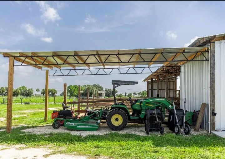 5729 US-98 Okeechobee, FL 34972