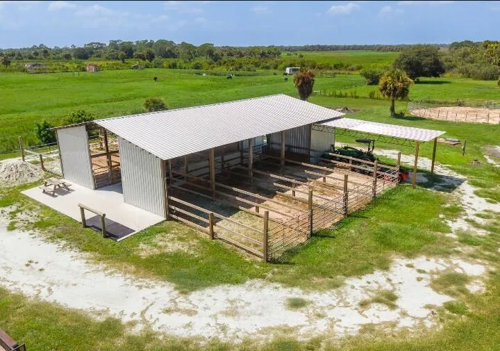 5729 US-98 Okeechobee, FL 34972