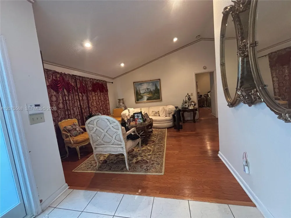 9510 Ashley Dr Miramar, FL 33025