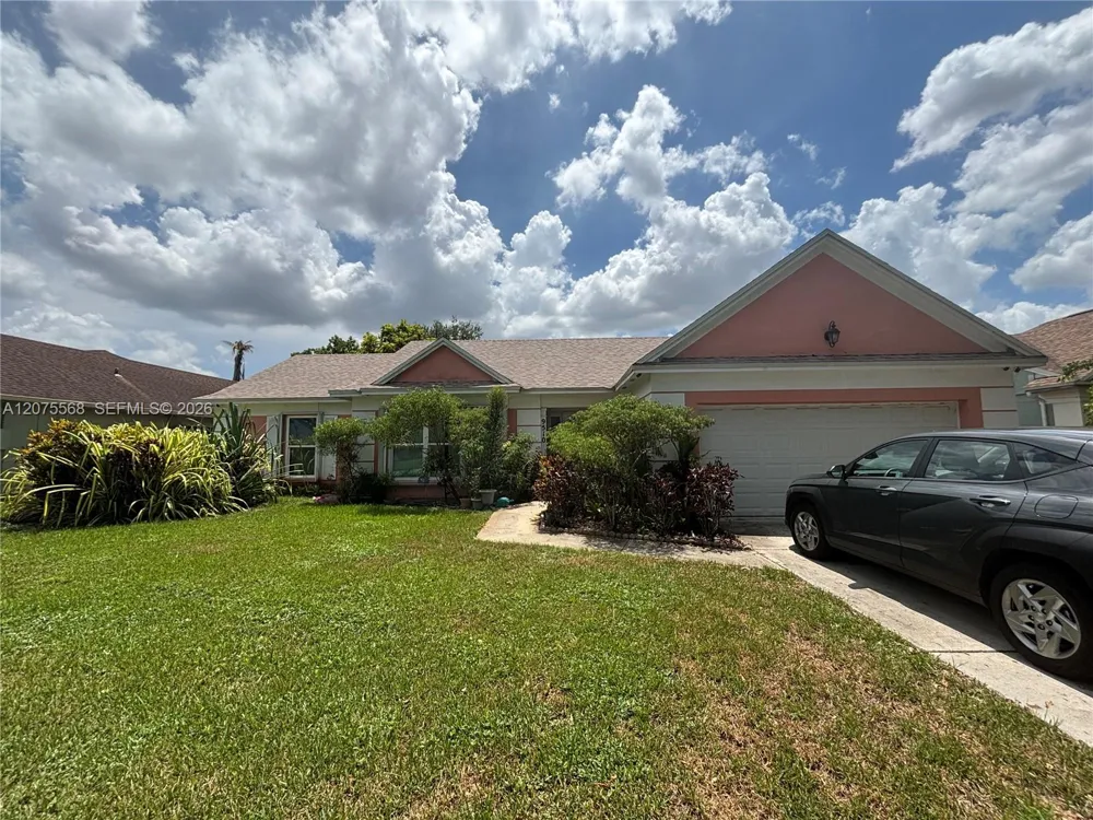 9510 Ashley Dr Miramar, FL 33025