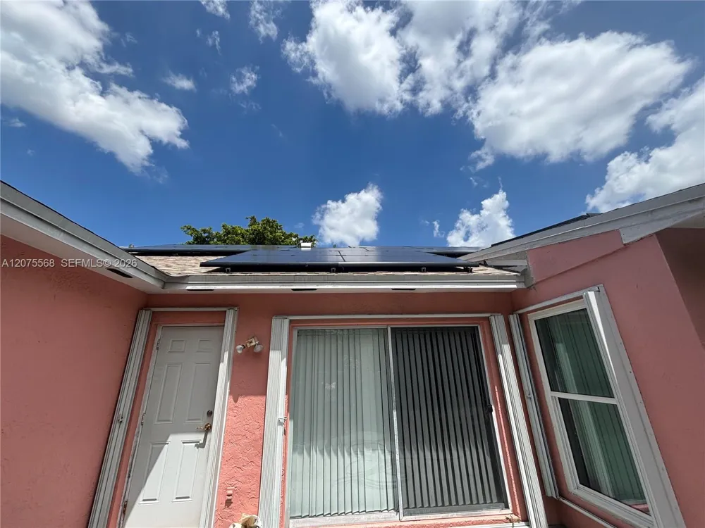 9510 Ashley Dr Miramar, FL 33025