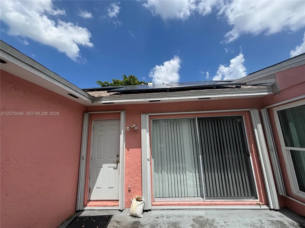 9510 Ashley Dr Miramar, FL 33025