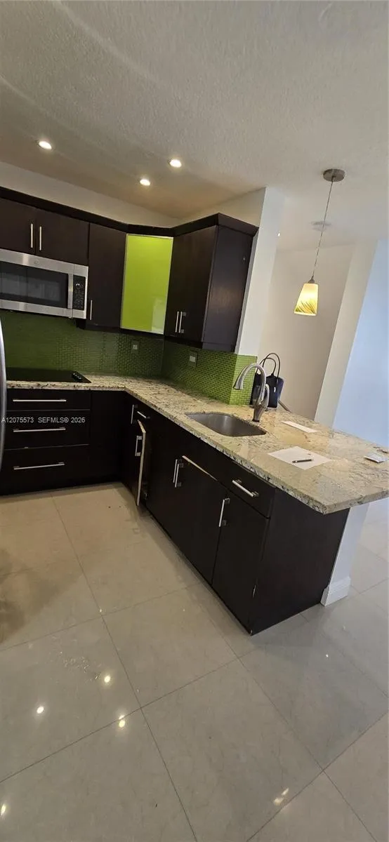 12005 SW 14th St #407-D Miami, FL 33184