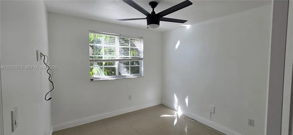 12005 SW 14th St #407-D Miami, FL 33184