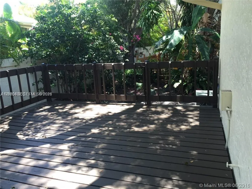 5201 SW 31st Ave #225 Dania Beach, FL 33312