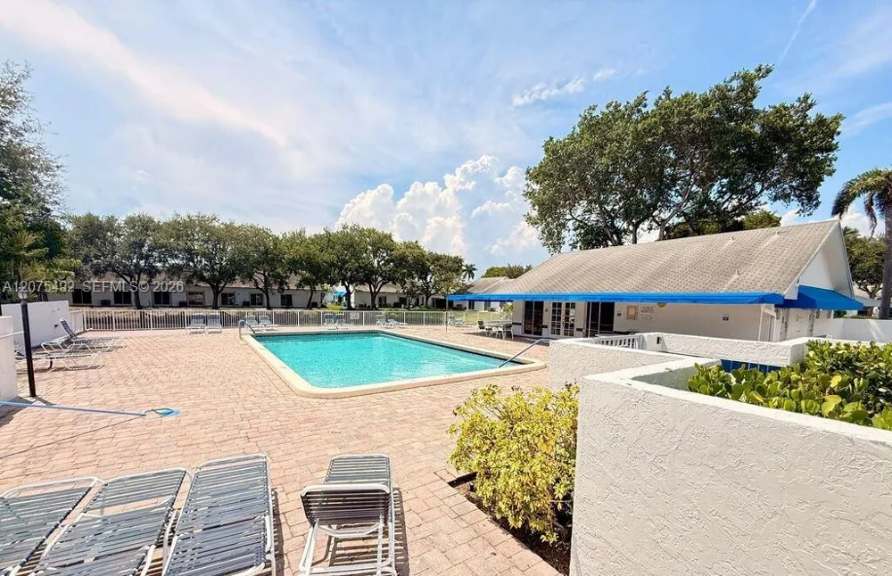 5201 SW 31st Ave #225 Dania Beach, FL 33312