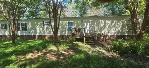 208 Murdock Drive