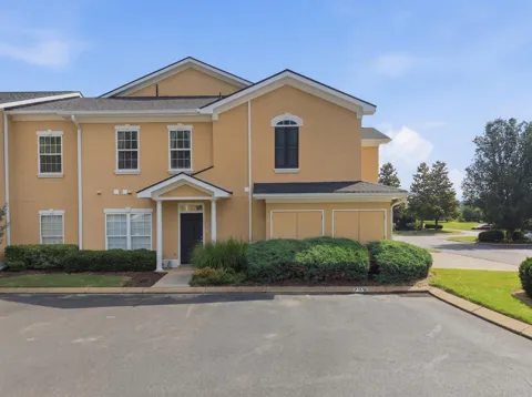 309 Renaissance Court