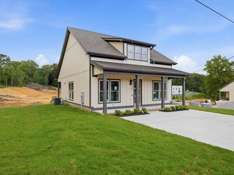 342 Thomas Road Fort Oglethorpe, GA 30742