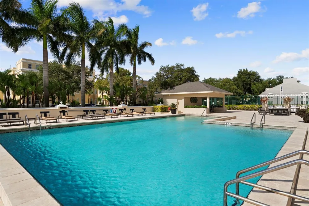 3301 BAYSHORE BOULEVARD #505C Tampa, FL 33629