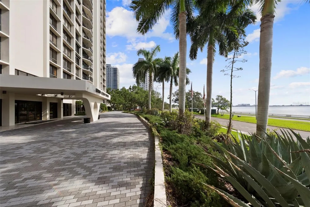 3301 BAYSHORE BOULEVARD #505C Tampa, FL 33629