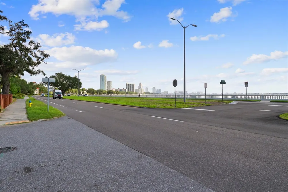 3301 BAYSHORE BOULEVARD #505C Tampa, FL 33629