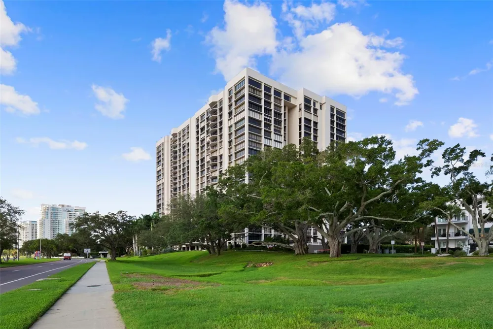 3301 BAYSHORE BOULEVARD #505C Tampa, FL 33629