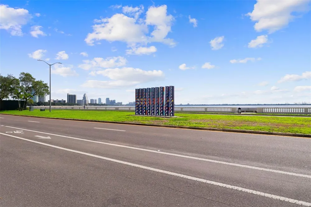 3301 BAYSHORE BOULEVARD #505C Tampa, FL 33629
