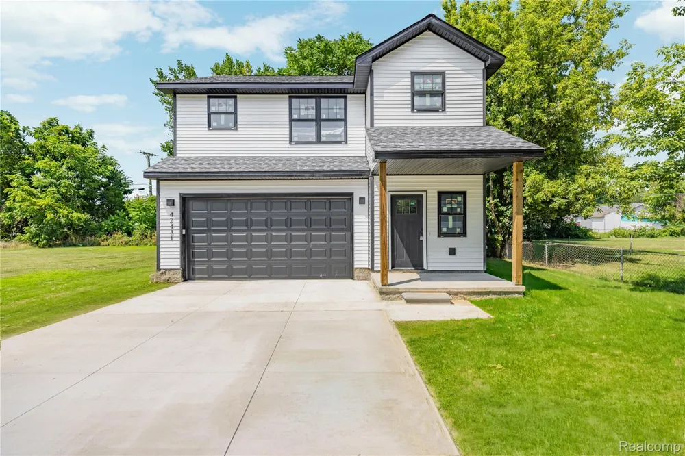 42431 Walnut Street Clinton Charter Township, MI 48036