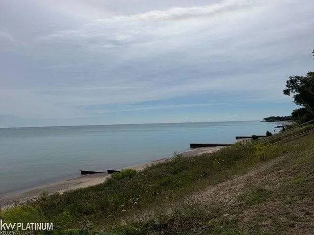 7339 Lakewood Road Worth Township, MI 48450