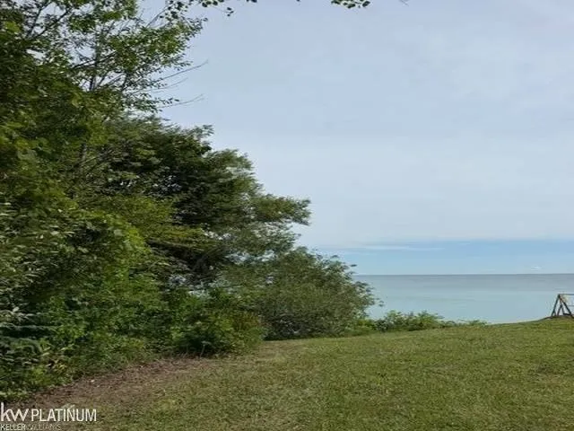 7339 Lakewood Road Worth Township, MI 48450
