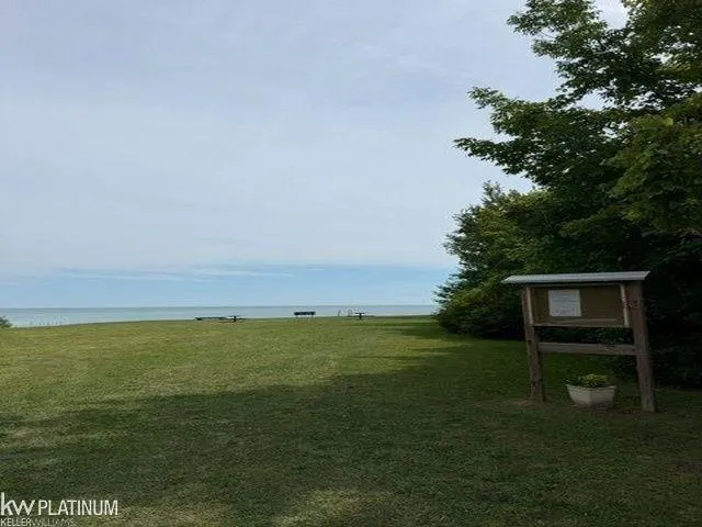 7339 Lakewood Road Worth Township, MI 48450