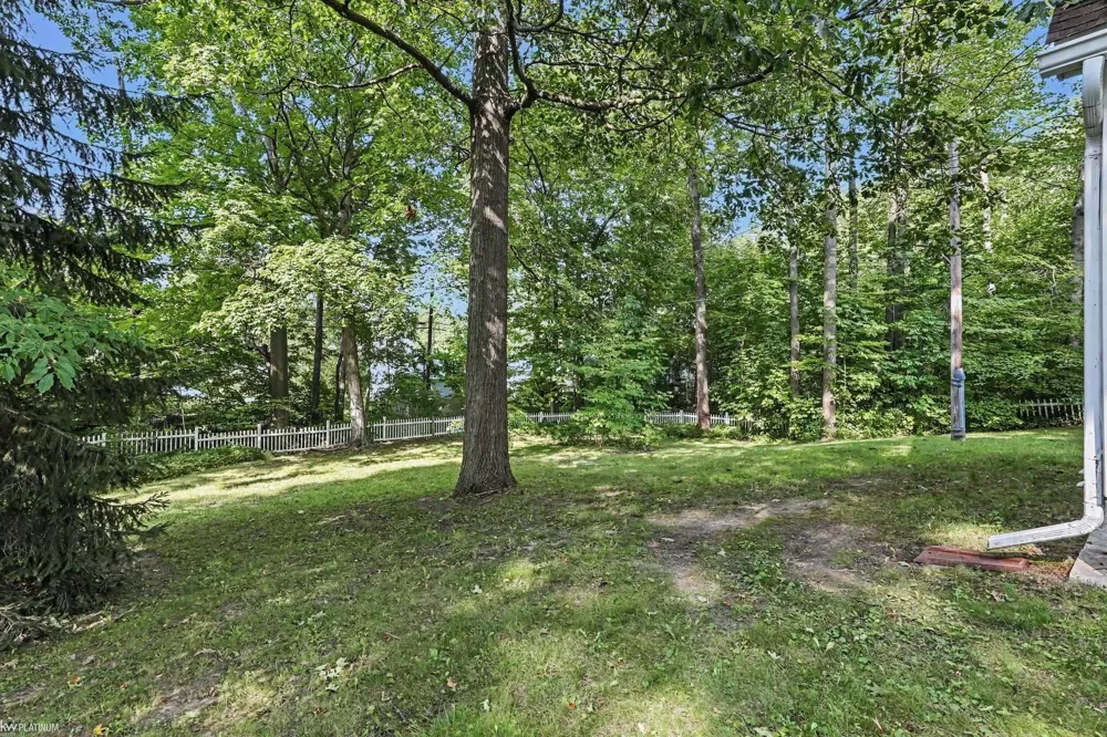 7339 Lakewood Road Worth Township, MI 48450