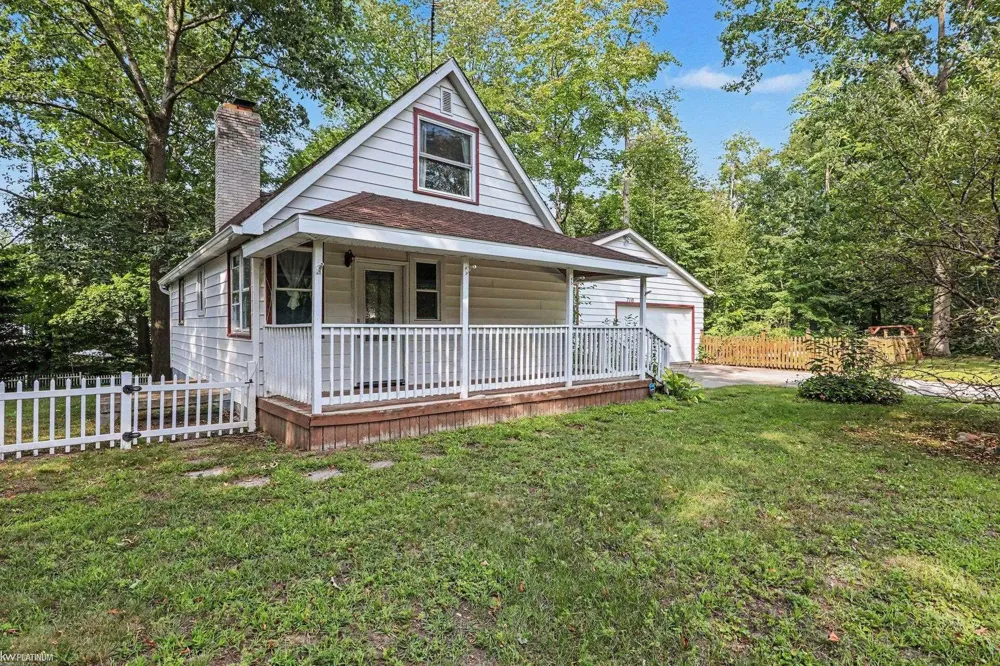 7339 Lakewood Road Worth Township, MI 48450