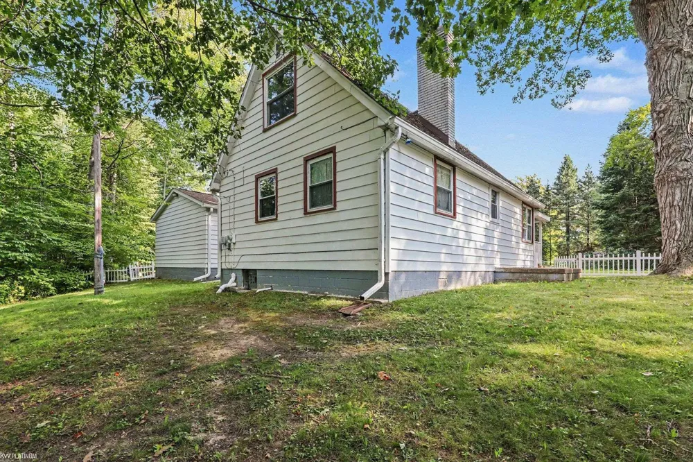 7339 Lakewood Road Worth Township, MI 48450