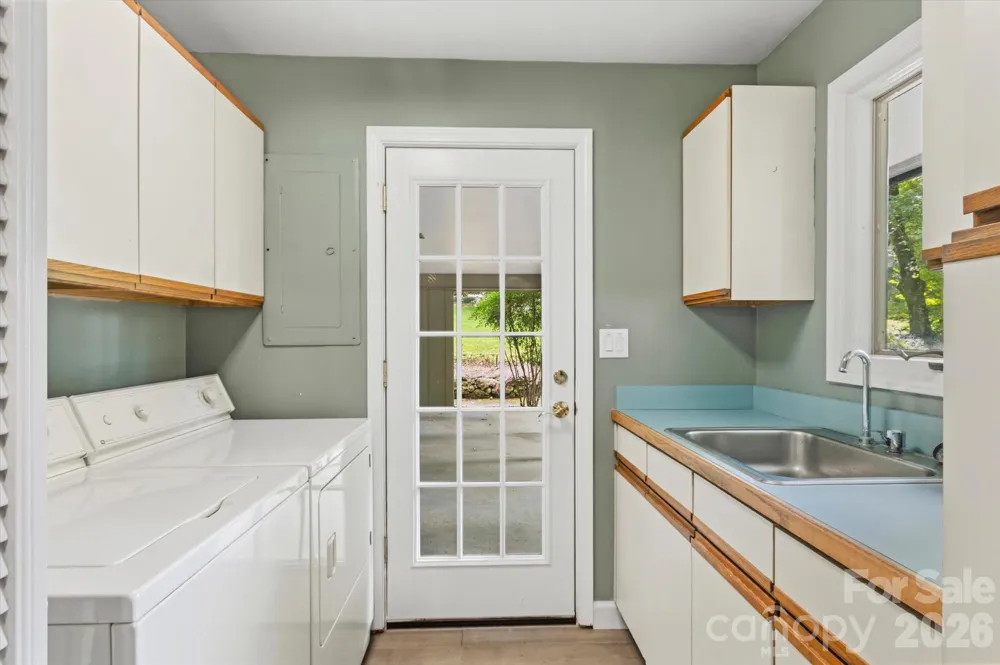 651 Glen Cannon Drive Pisgah Forest, NC 28768