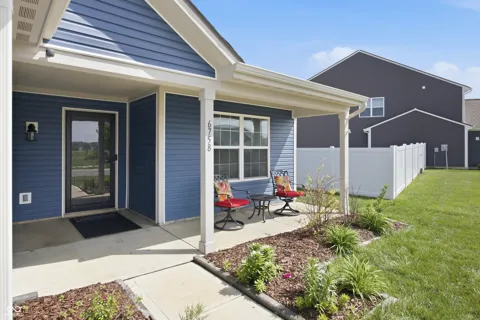 6758 Honeysuckle Way
