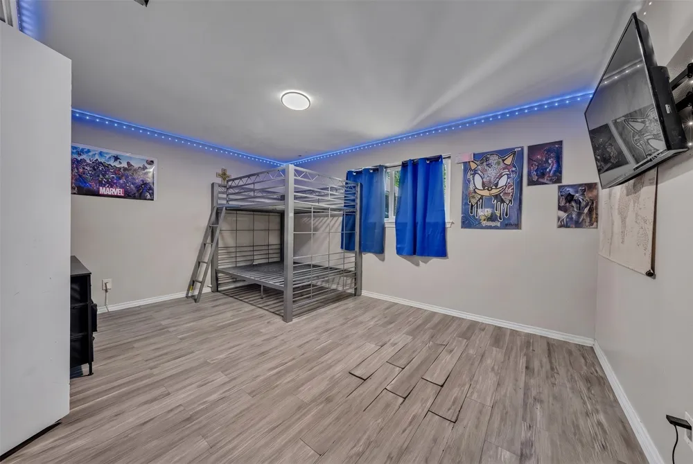 3813 Lynbrook Lane Arlington, TX 76015