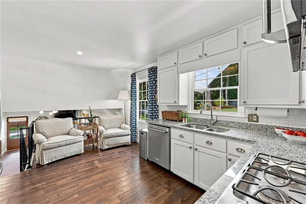 670 Robinhood Trail Gainesville, GA 30501