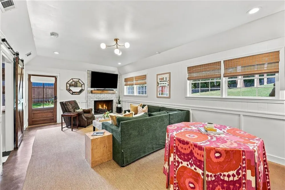670 Robinhood Trail Gainesville, GA 30501