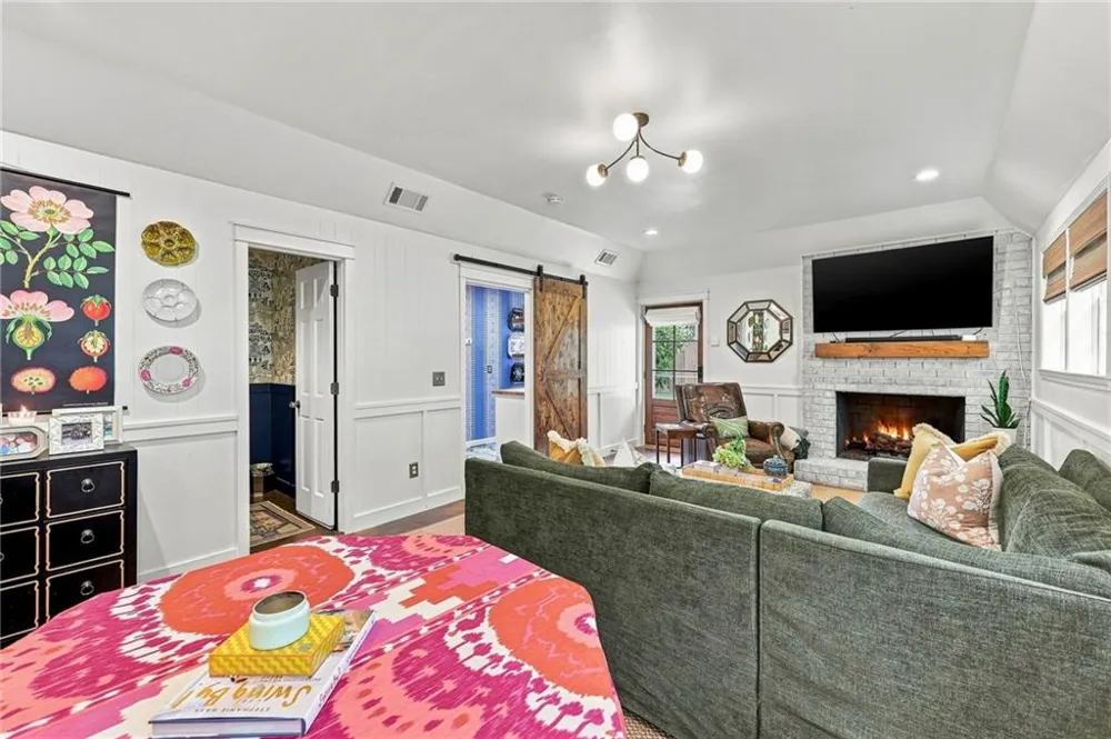 670 Robinhood Trail Gainesville, GA 30501
