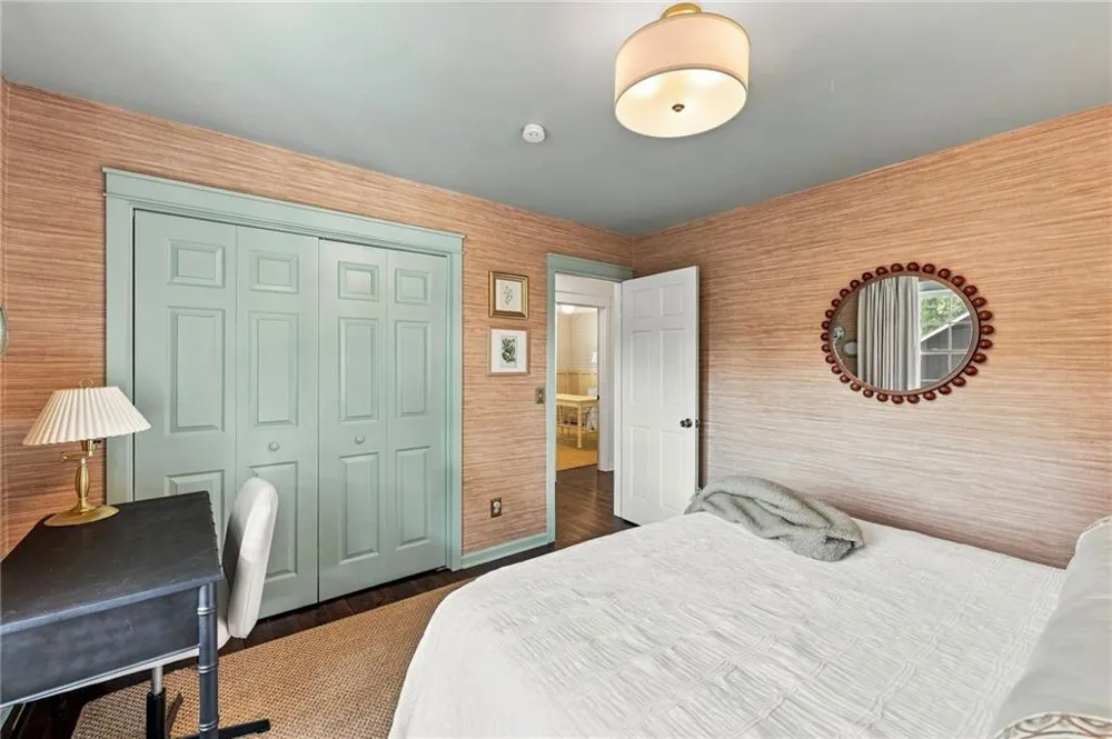 670 Robinhood Trail Gainesville, GA 30501
