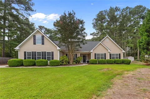 895 Scenic Lake Drive