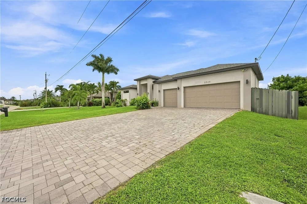 SW 31st Lane Cape Coral, FL 33914