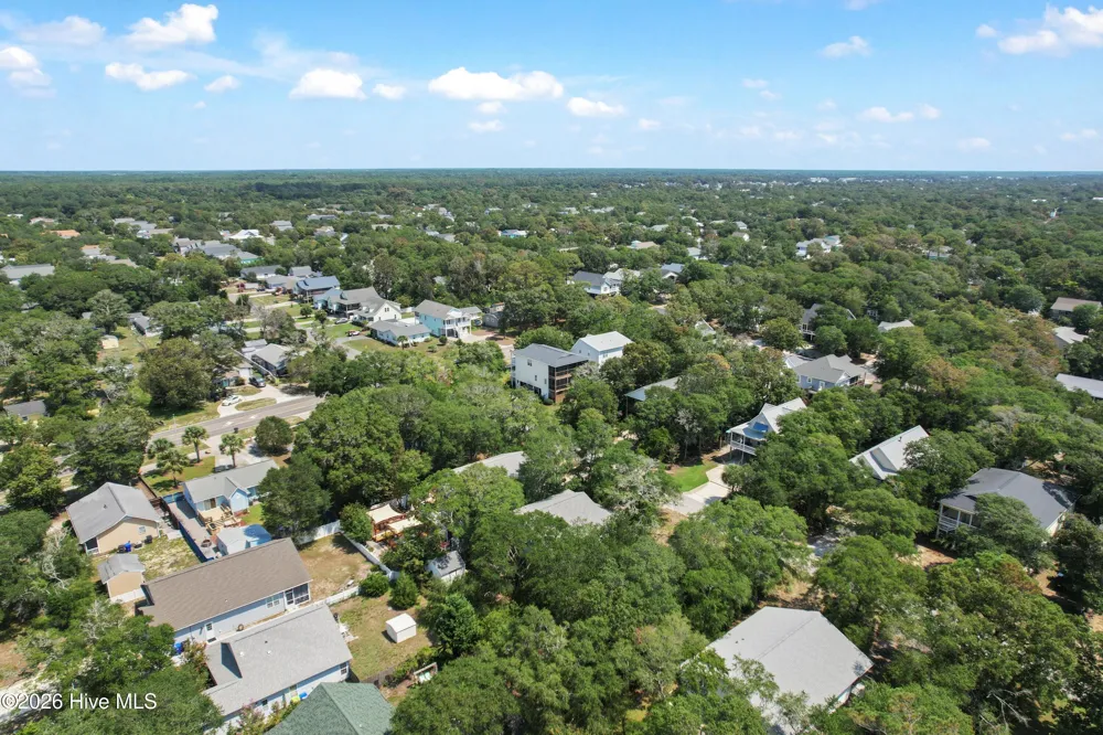 105 SE 8th Street Oak Island, NC 28465