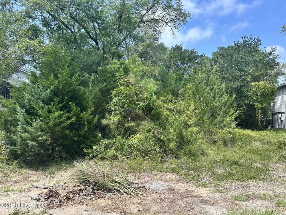 105 SE 8th Street Oak Island, NC 28465