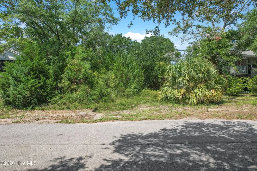 105 SE 8th Street Oak Island, NC 28465