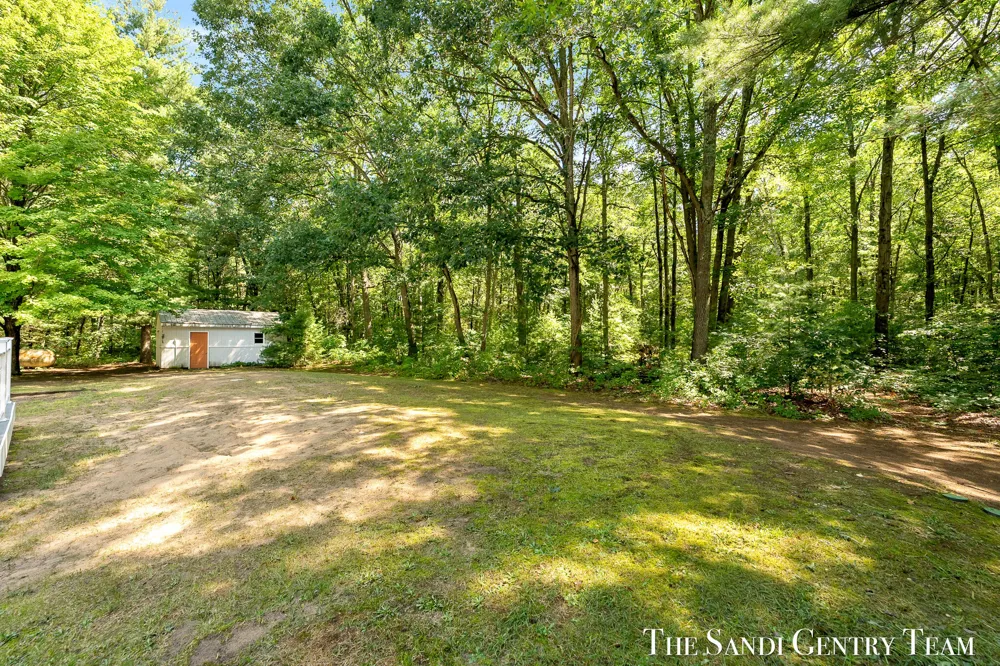 4536 Dalson Road Twin Lake, MI 49457