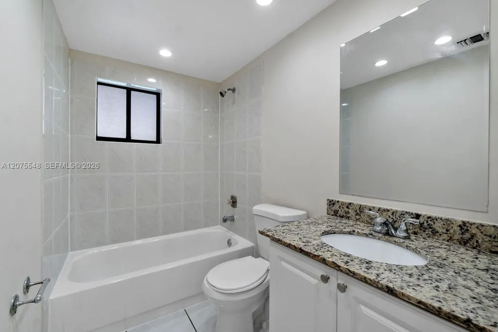 8420 SW 133rd Ave Rd #105 Miami, FL 33183