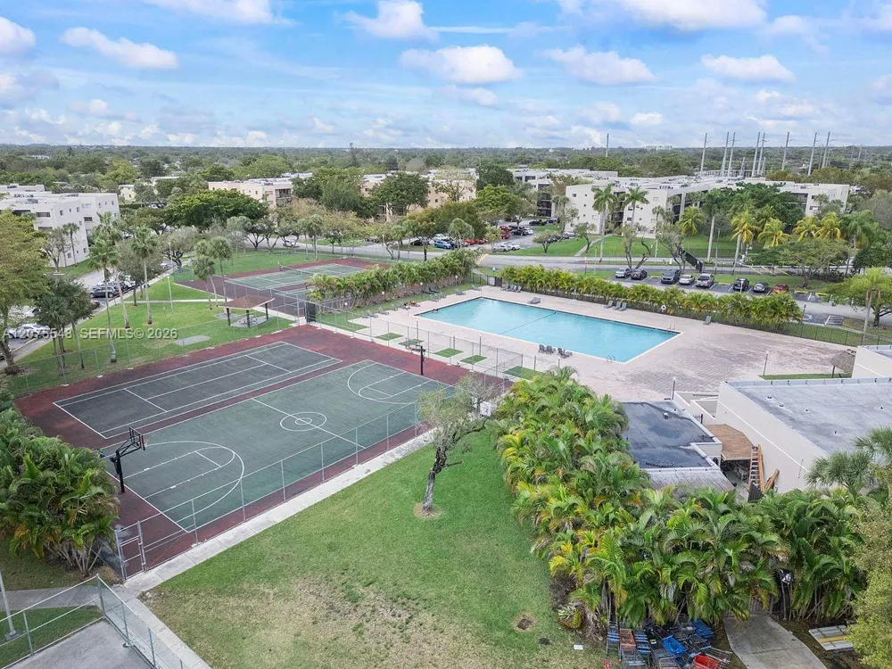 8420 SW 133rd Ave Rd #105 Miami, FL 33183