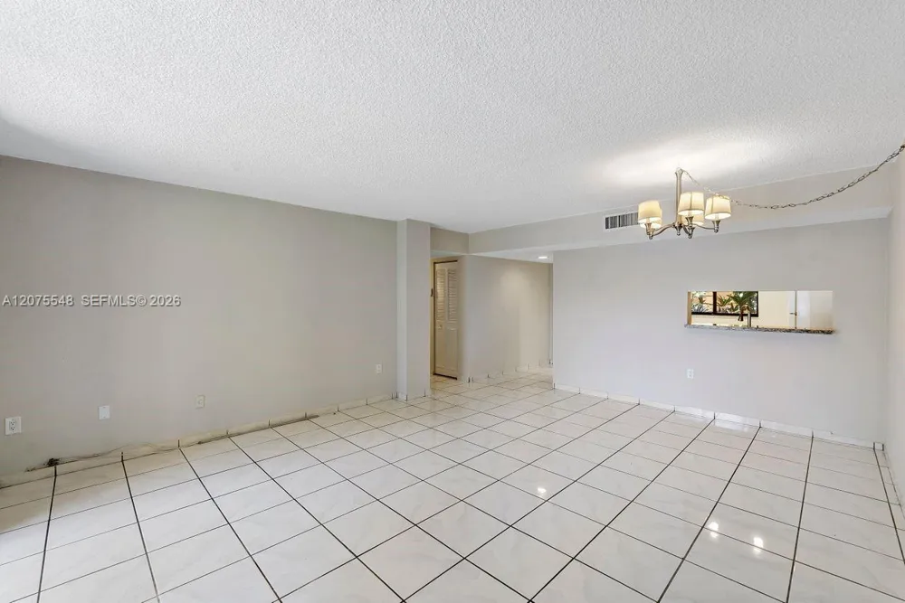 8420 SW 133rd Ave Rd #105 Miami, FL 33183