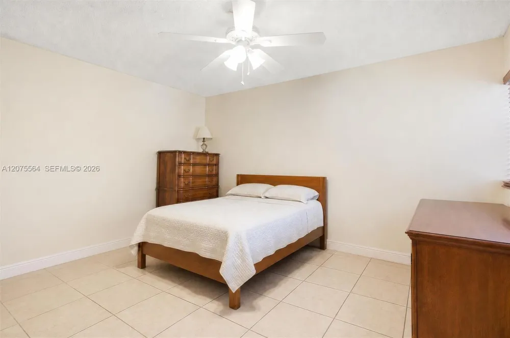 6305 Gage Pl #306-A Miami Lakes, FL 33014