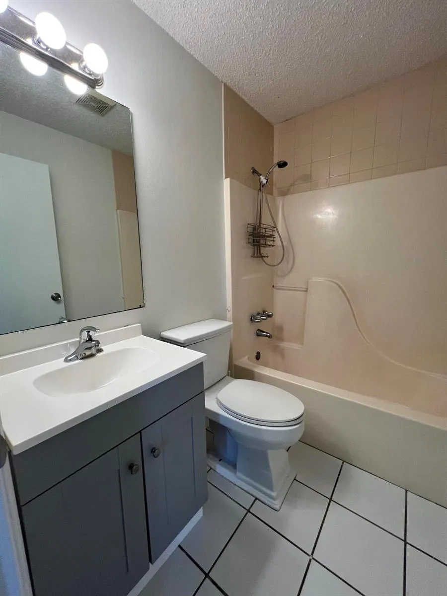 720 3RD STREET SW Vero Beach, FL 32962