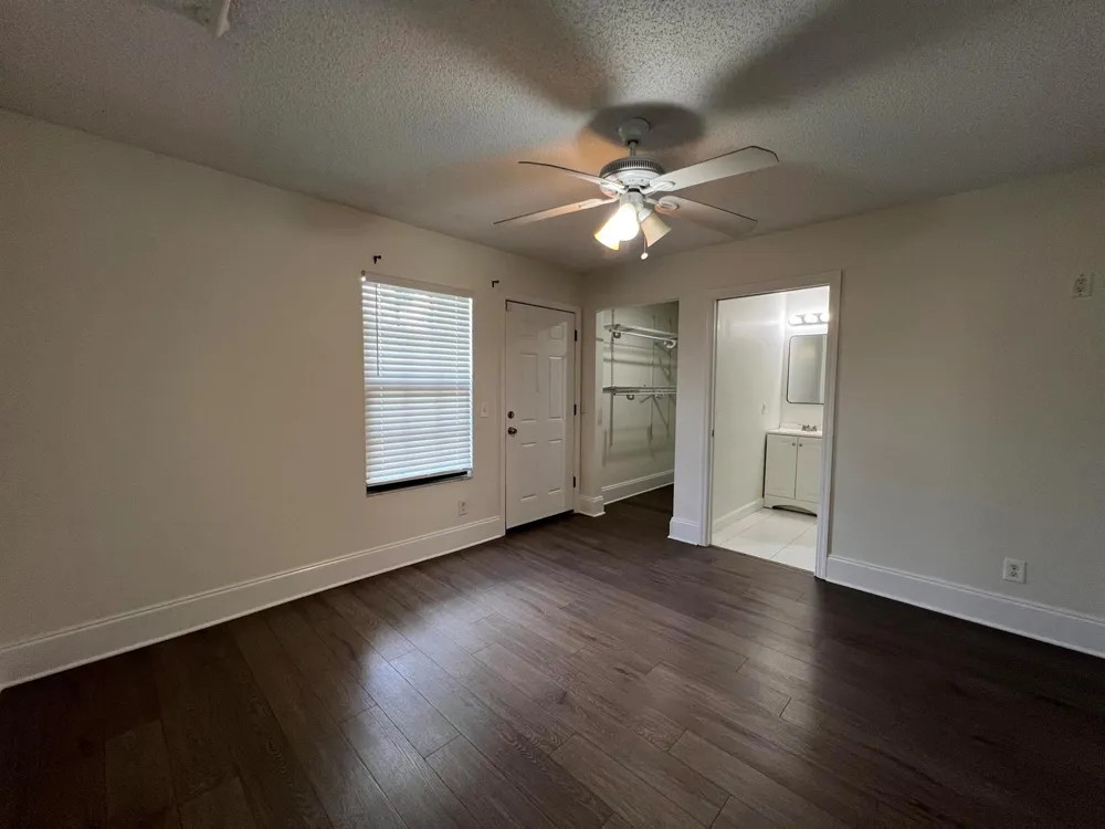 720 3RD STREET SW Vero Beach, FL 32962