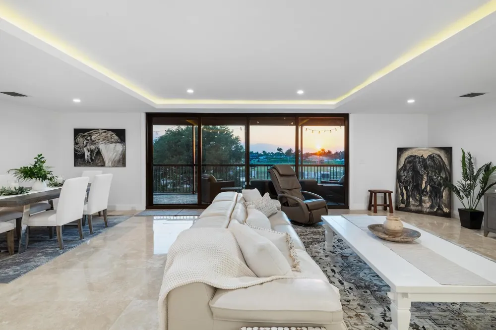 2785 Polo Island Drive #J301 Penthouse Wellington, FL 33414
