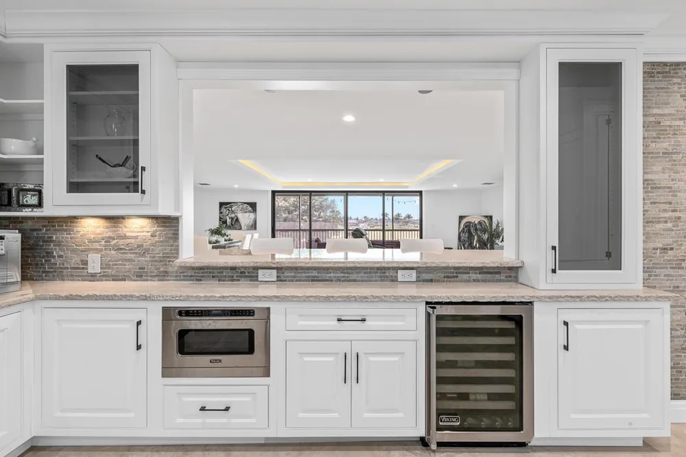2785 Polo Island Drive #J301 Penthouse Wellington, FL 33414
